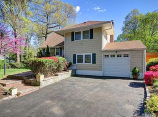 2 Bowden Dr, Huntington Station, NY 11746