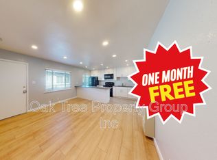 824 15th St APT 4, Oakland, CA 94607