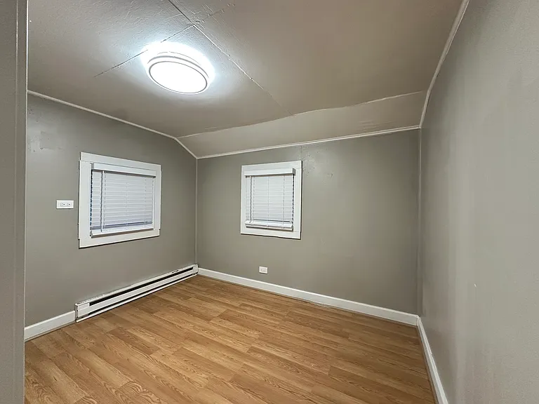 14911 Washington Ave SW — Photo 11