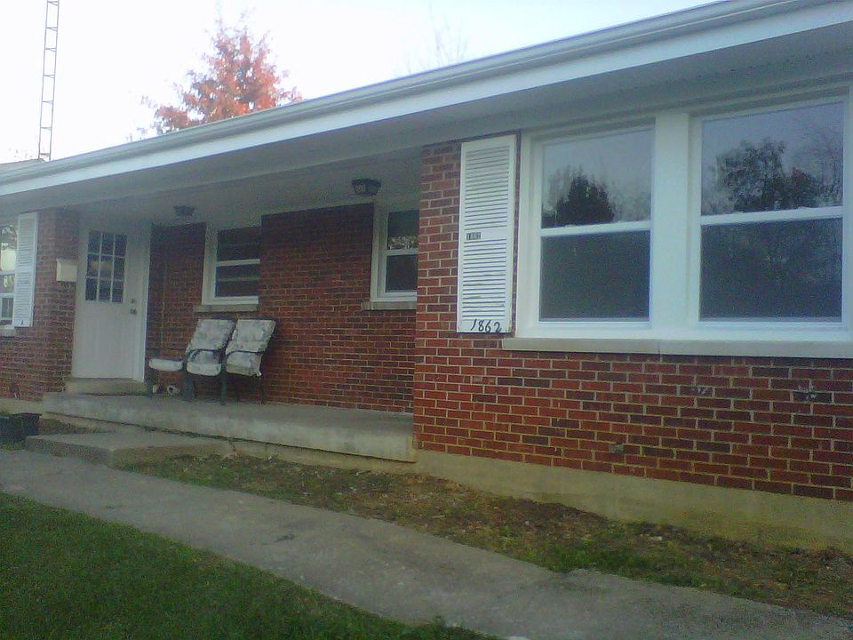 1st image of 1862 Marietta Dr