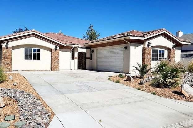 1st image of 13695 Driftwood Dr