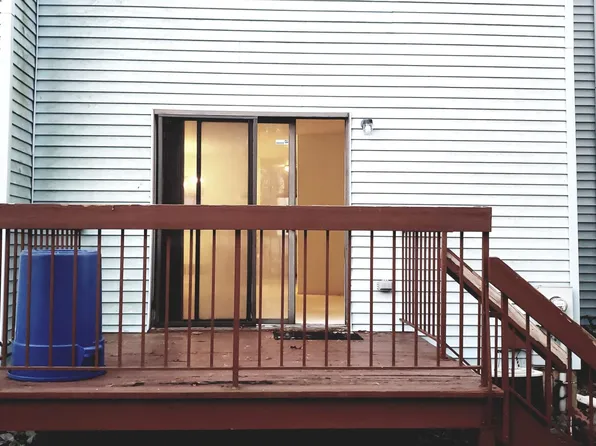 19 Wood Acres Dr, North Brunswick, NJ 08902