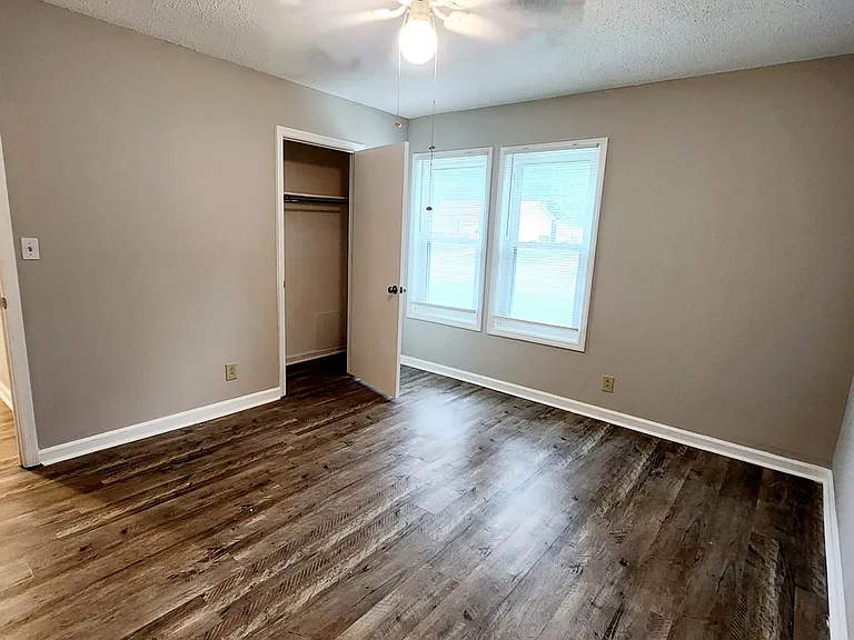 14012 Hurstland Dr SW — Photo 4