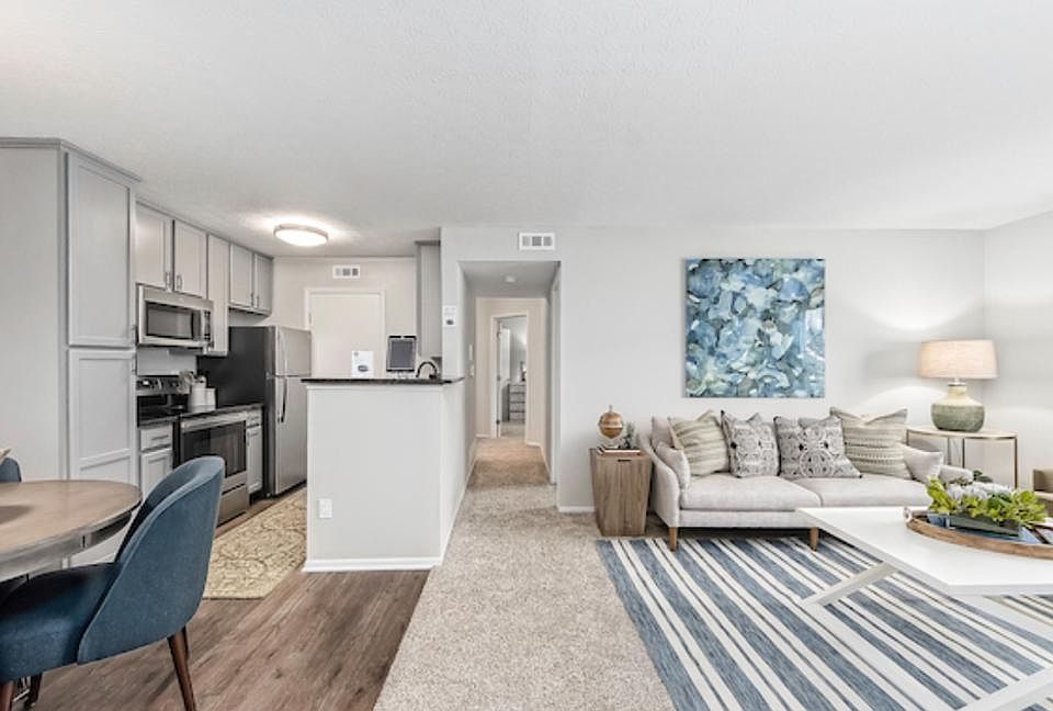 1st image of 8931 Oak Village Blvd