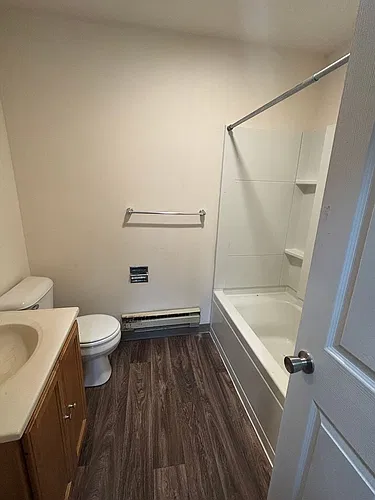 Floor plan 214