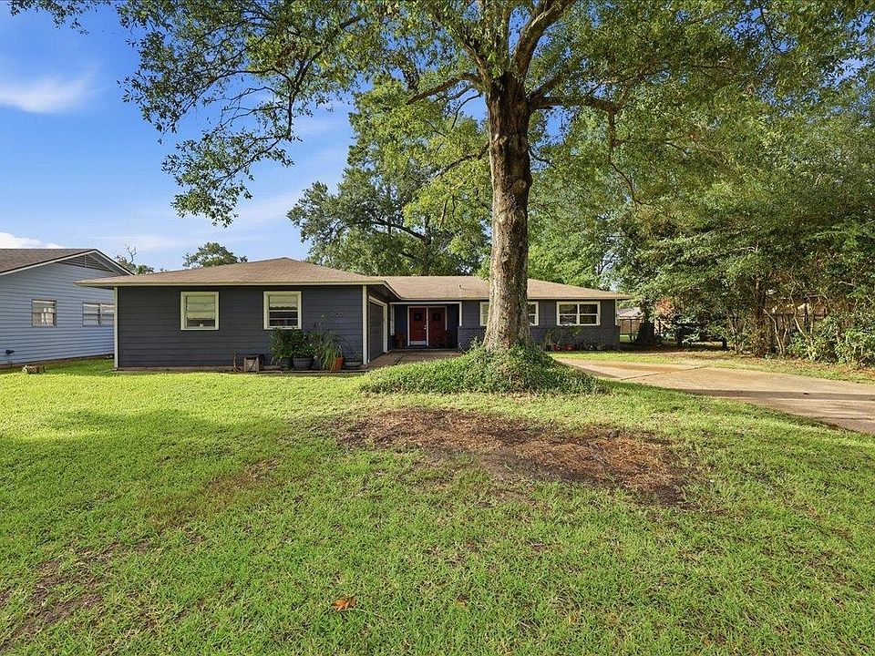 1st image of 4620 Dellwood Ln