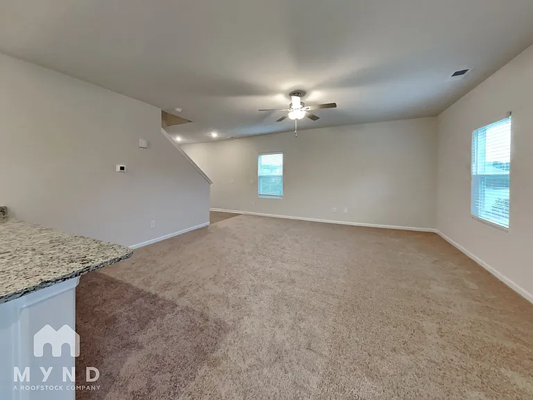 72 Royal Meadow Dr — Photo 11
