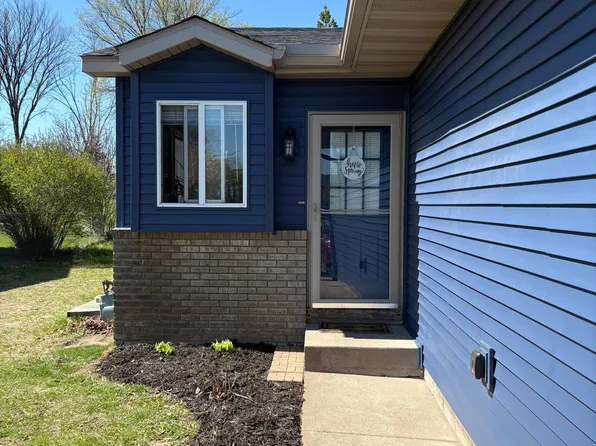 6088 Mill Run Rd, Monticello, MN 55362
