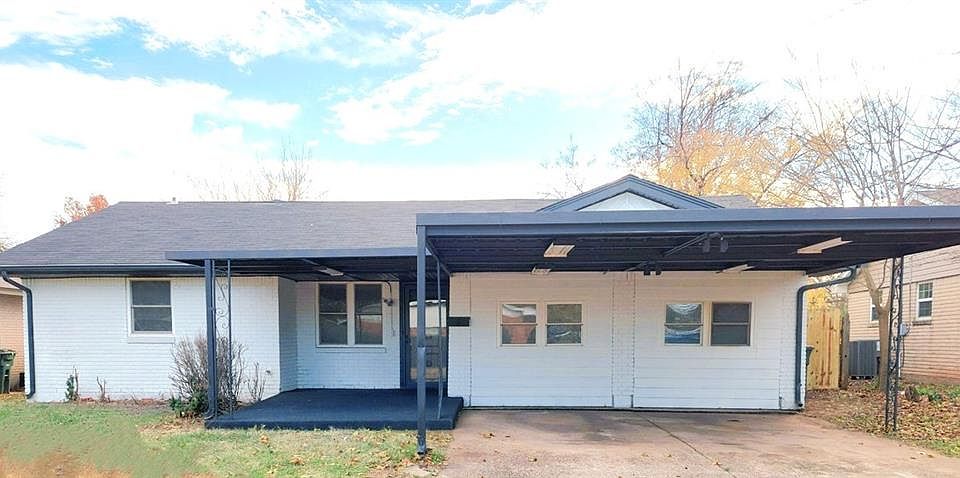 1st image of 4408 SE 42nd Ter