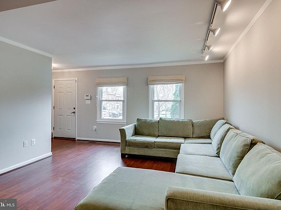 4th image of 3050 Hickory Grove Ct