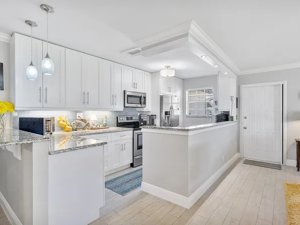 1085 Circle Terrace W #A, Delray Beach, FL 33445