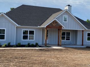 2440 Hayden Rd, Pea Ridge, AR 72751