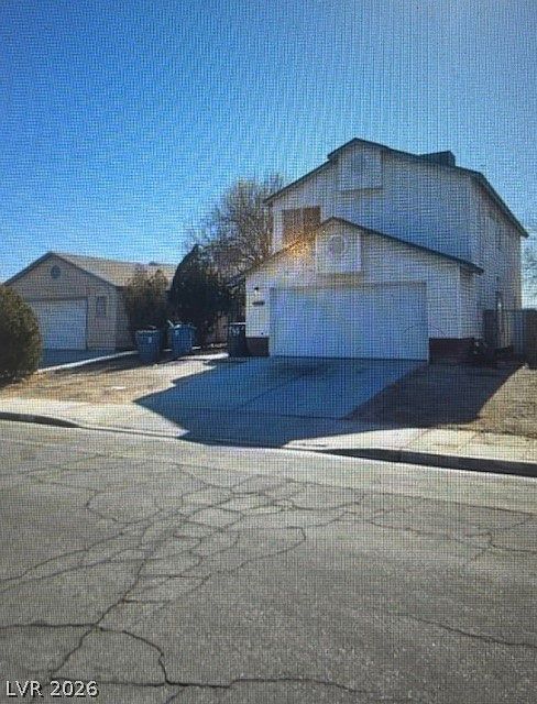 1st image of 1745 Starridge Way