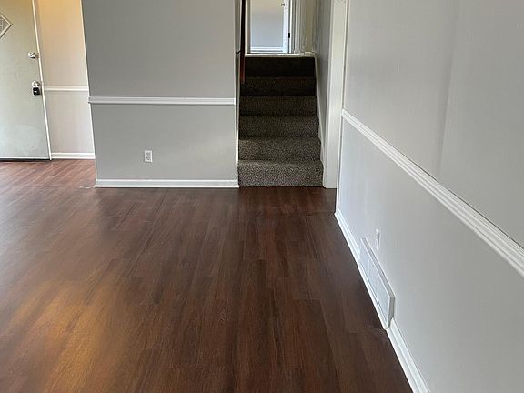 5th image of 13748 Parker Ave