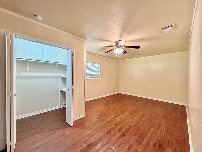 1224 Academy St — Photo 14