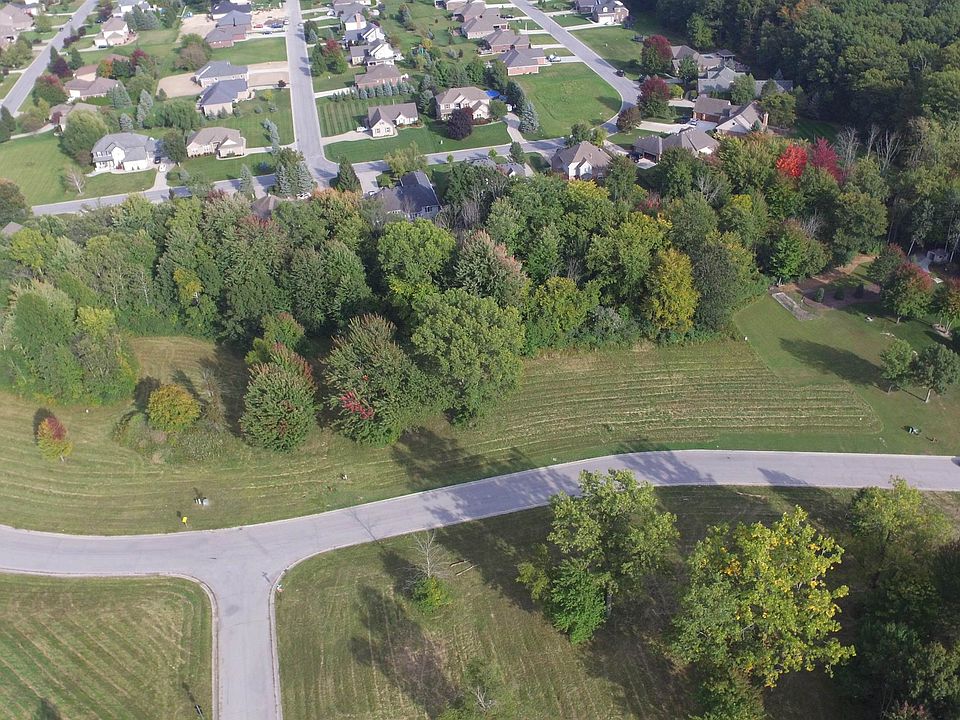 1st image of Braeburn Dr Unit 4