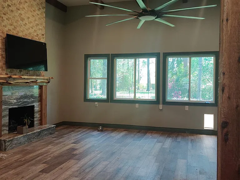 644 Durham Dr — Photo 6