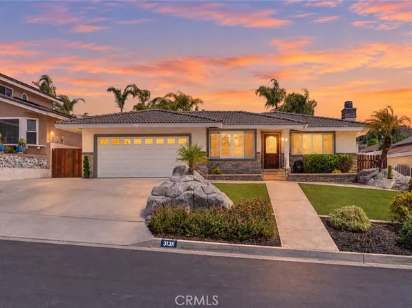 31311 Emperor Dr, Canyon Lake, CA 92587