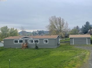 2225 Freeman Ave, Roseburg, OR 97471