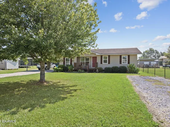 1037 Joe Kidder Rd, Arnaudville, LA 70512