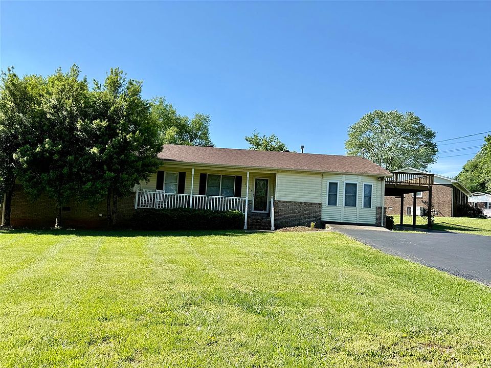 1st image of 203 Maywood Pl