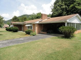 2121 Highway 16, Marion, VA 24354