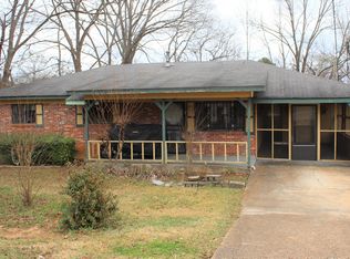 136 Sikes Ave, Louisville, MS 39339