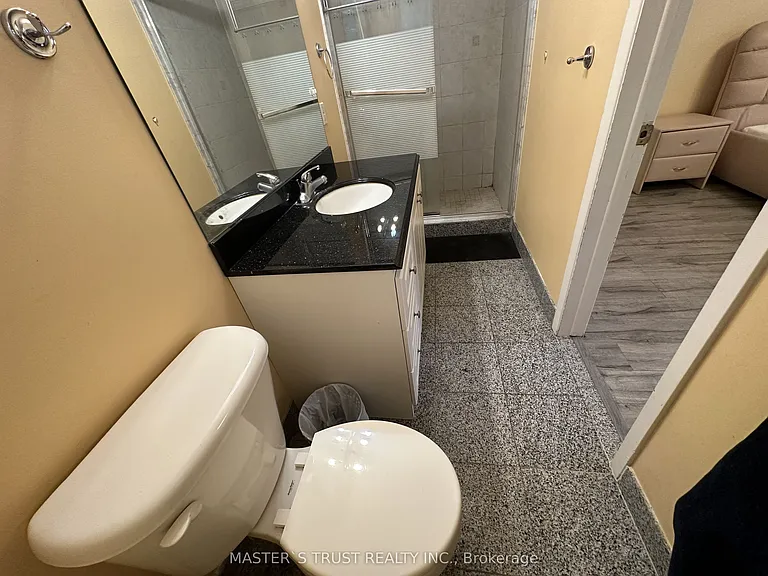 32 Castle Harbour Ln — Photo 9