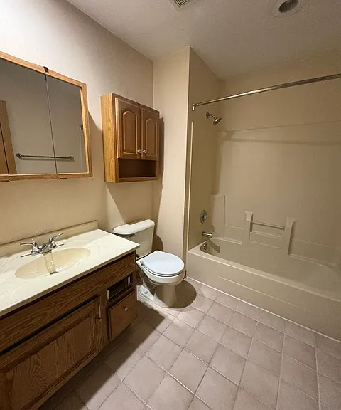 726 Vilas St #726 — Photo 2