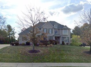 2522 Minton Dr, Coraopolis, PA 15108