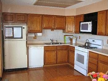 2nd image of 53 Abbeywood Dr