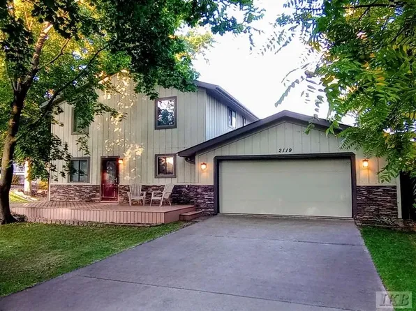 2119 Middle Haven Dr, Gladwin, MI 48624