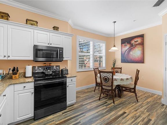 5th image of 3984 Bishopwood CT E #5-206