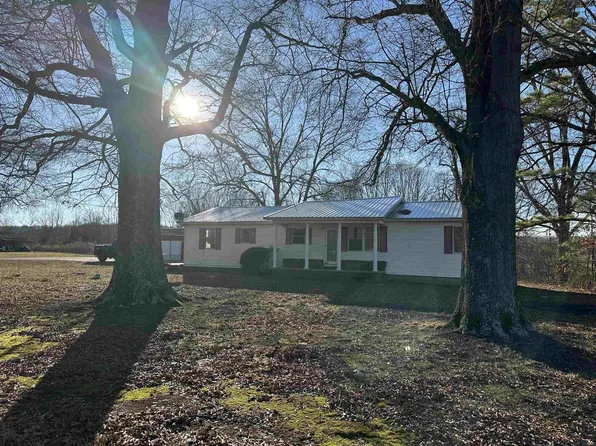 5360 State Route 225, Henderson, TN 38340