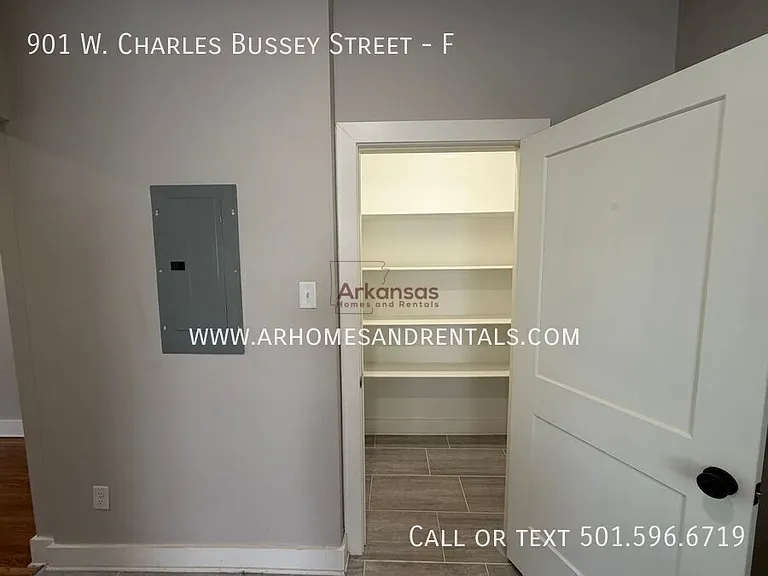 901 W Charles Bussey Ave #F — Photo 12