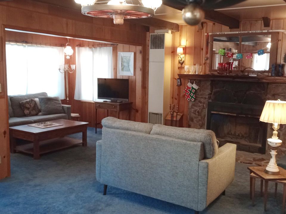 1st image of 42583 Peregrine Ave