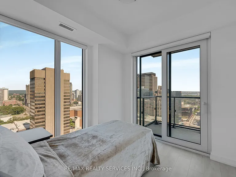 75 James St S #1902 — Photo 25