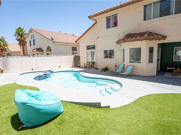 5th image of 8714 Martinique Bay Ln
