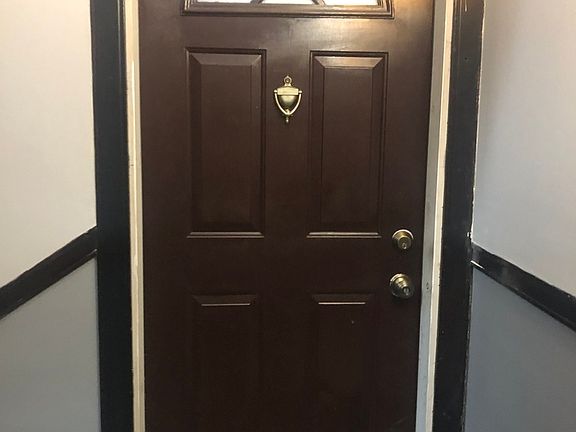 2nd image of 7014 S Crandon Ave #1