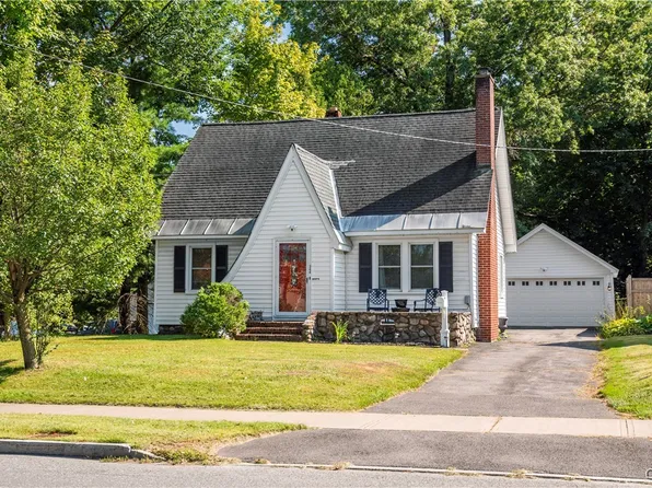 944 Floyd Ave, Rome, NY 13440