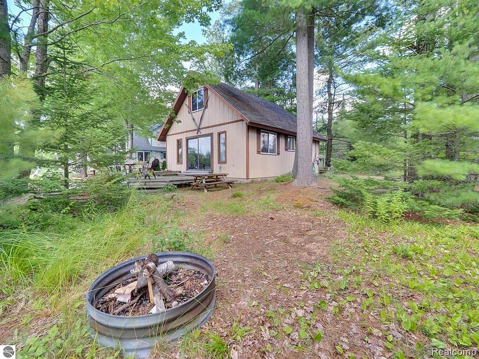 7398 Timberline St NE Kalkaska, MI, 49646 Apartments for Rent Zillow