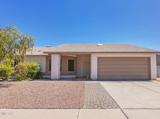10224 E Sky Castle Way, Tucson, AZ 85730