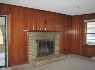 446 Albert Dr, Lexington, NC 27292