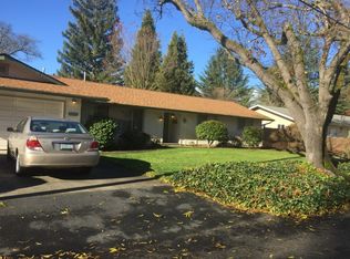 1310 SE Rogue Dr, Grants Pass, OR 97526