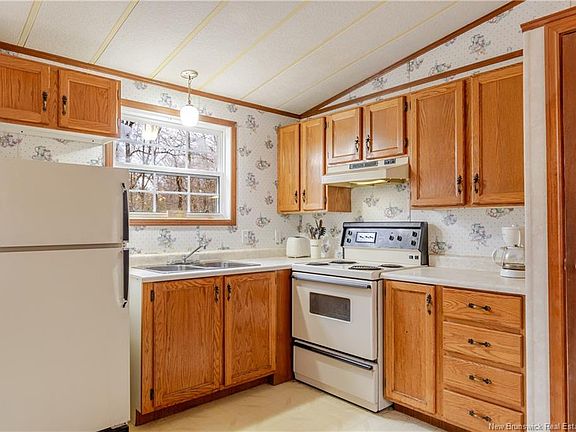 5th image of 616 Scotch Lake Rd