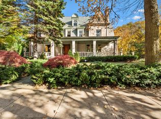 1101 Forest Ave, Evanston, IL 60202