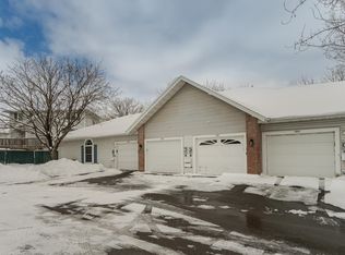 1935 Cabernet Ln NW, Rochester, MN 55901
