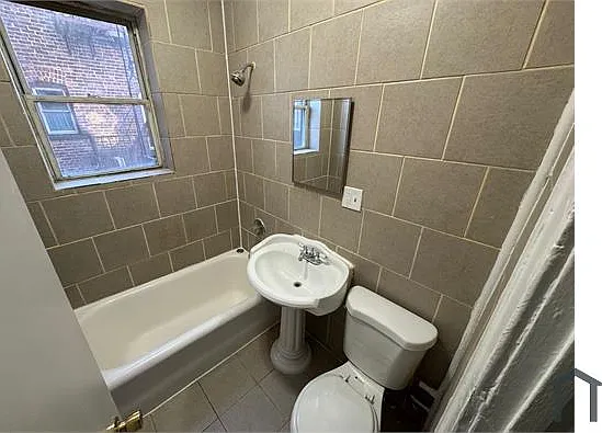 333 Park Ave #33 — Photo 3