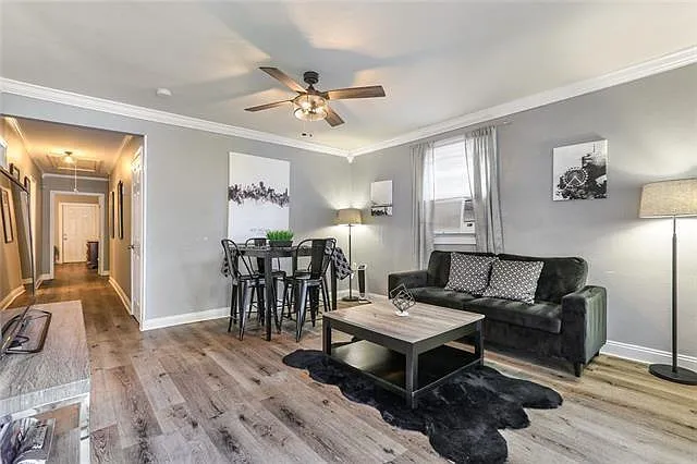 3 bed, 1.5 bath, 1197 sqft, $1,425 — Photo 2