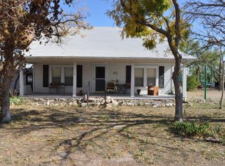660 N Roberts St, Paint Rock, TX 76866
